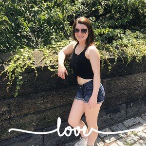 Meet your Posher, Sarina